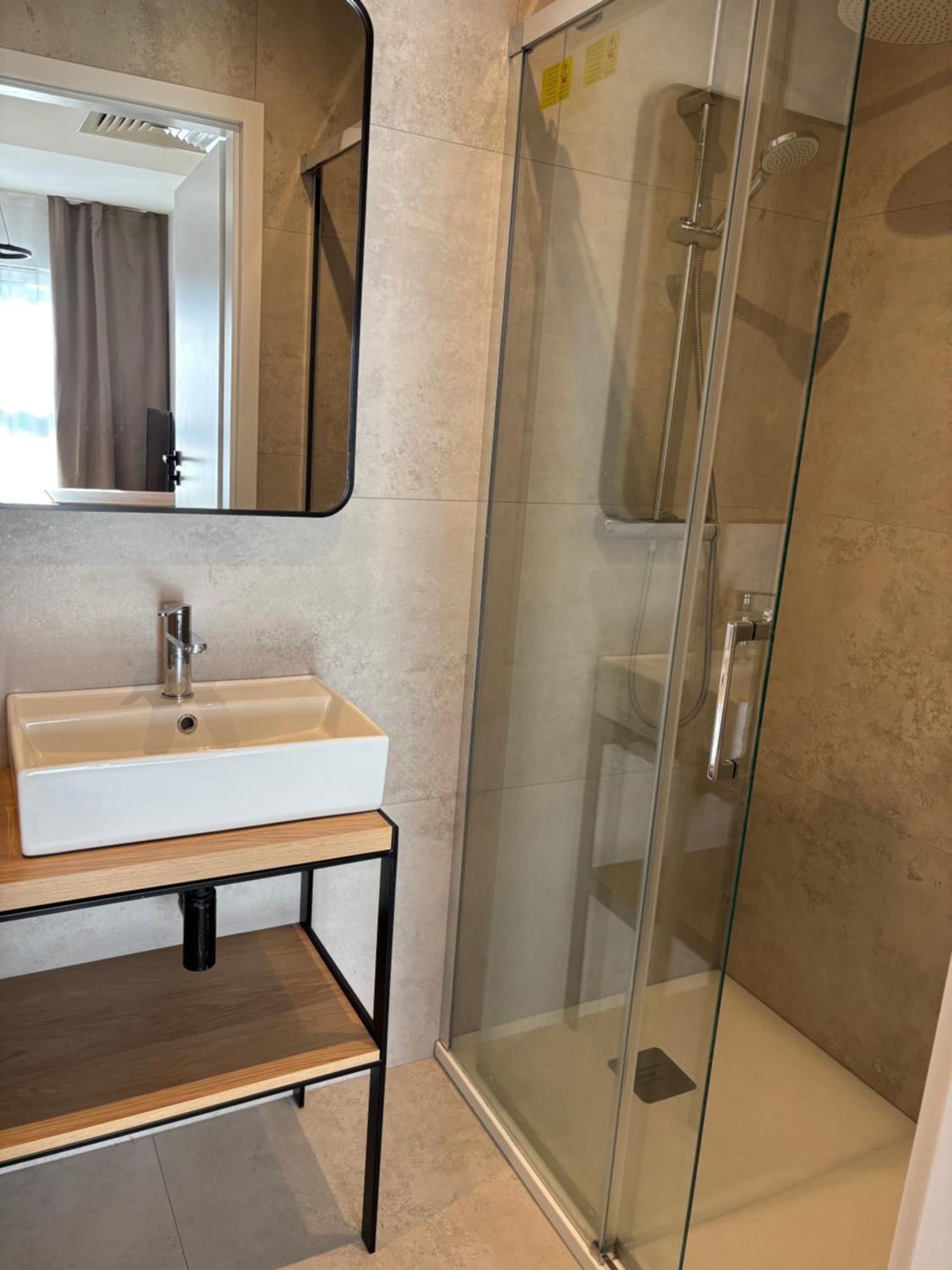 Totu Today-Plac Wolnosci 6 Apartamenty, Faktura Vat, Self Check-In Poznań Buitenkant foto